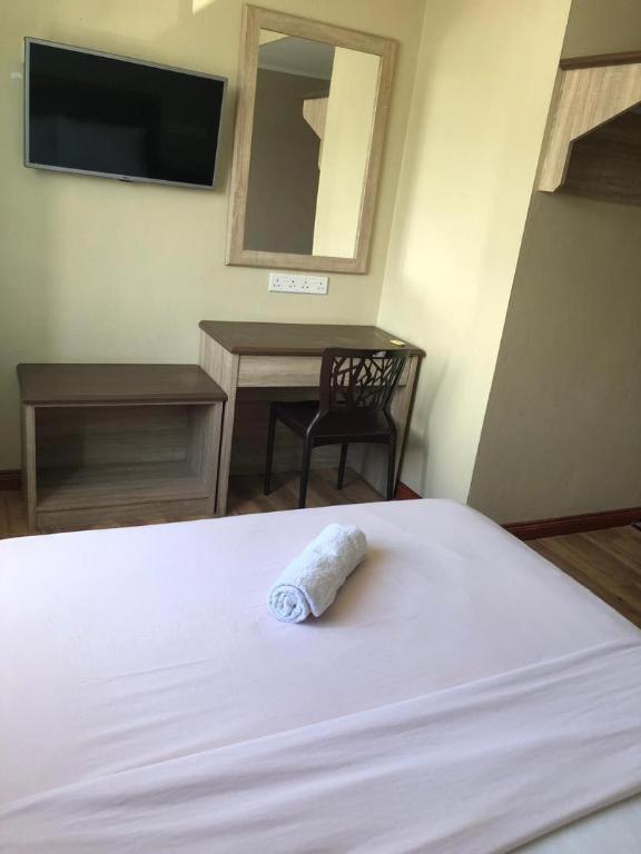 Hotel Perdana Лавас Екстер'єр фото